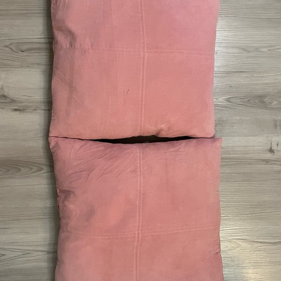 2 Pink Decor Pillows - Picture 2 of 2